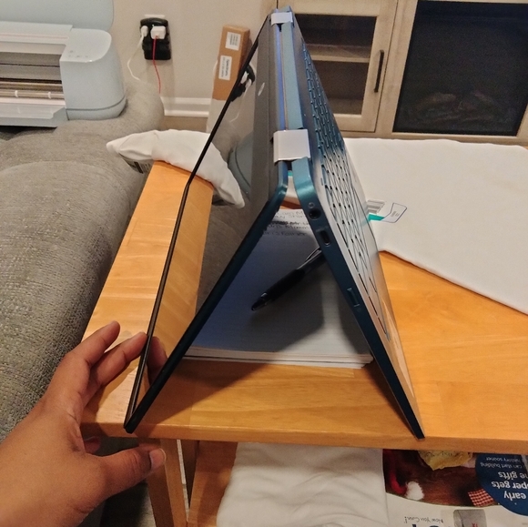 HP Chromebook x360 teal blue can negotiate or trade - Picture 3 of 6